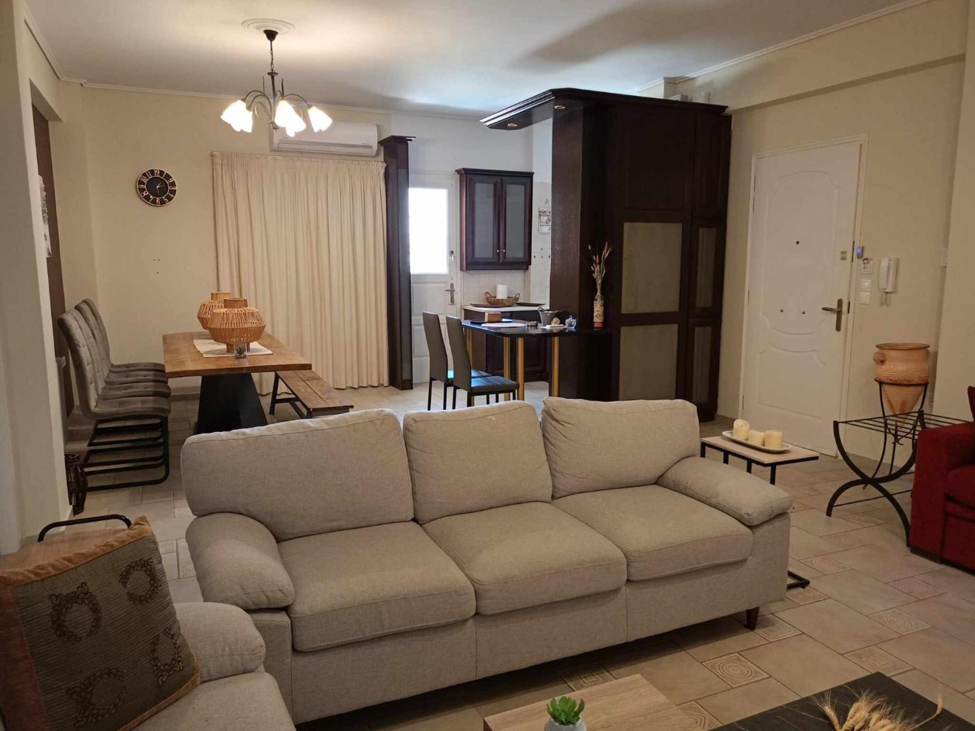 Comfortable Apartment In Kiato Exterior photo